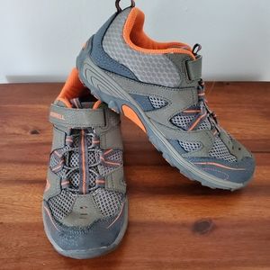 Merrell Trail-Chaser Shoe size 3 (Kid)